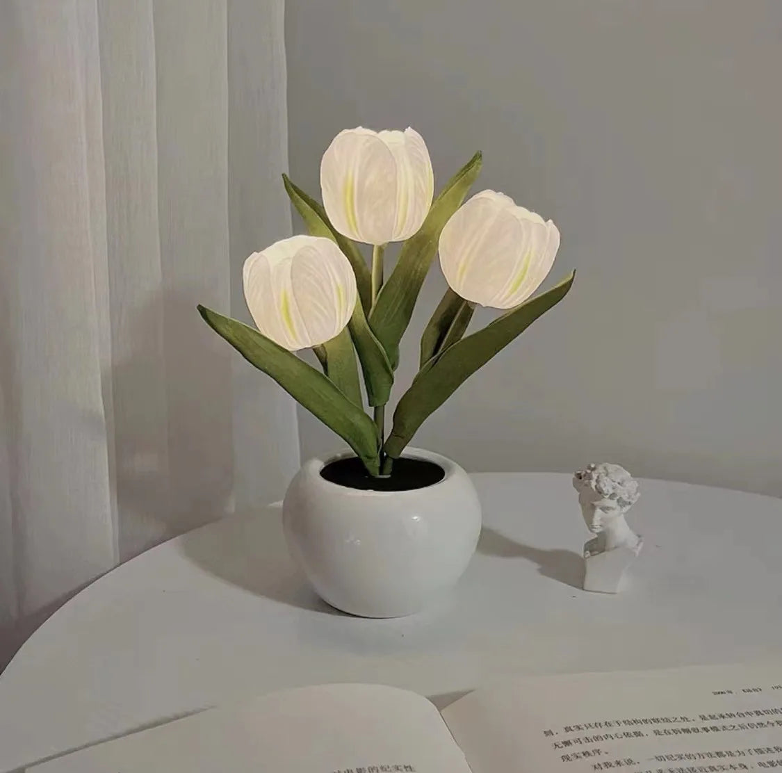 LED Tulip Lamp